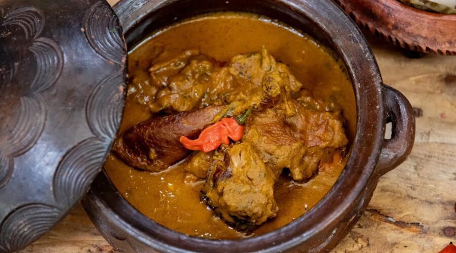 Gabonese Poulet Nyembwe